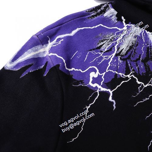 2021秋冬 ジャケット マルセロバーロン ブランド 偽物 通販 Marcelo Burlon パーカー 人気 ランキング オリジナルプリント