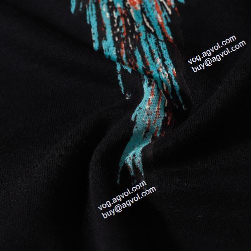 ジップパーカー 2021秋冬 ファション性の高い マルセロバーロン Marcelo Burlon スーパーコピー 激安 プルオーバーパーカー