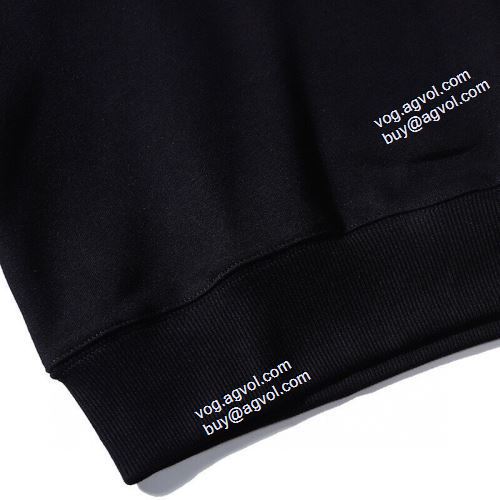 2021秋冬 ジャケット マルセロバーロン スーパーコピー Marcelo Burlon パーカー 風合いが出る オリジナルプリント
