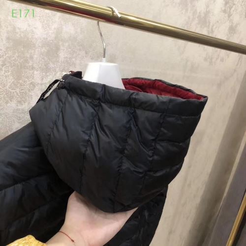 軽量ダウンジャケット フードづき 2021秋冬 モンクレール MONCLER 何にでも合わせ易く格好良く決まる モンクレールブランド コピー 綺麗に決まるフォルム！