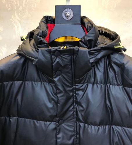 2021秋冬 ダウンジャケット プレミアムダウンコート フードづ スタイリッシュな印象 モンクレール MONCLER モンクレール偽物ブランド