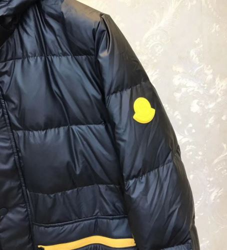 2021秋冬 ダウンジャケット プレミアムダウンコート フードづ スタイリッシュな印象 モンクレール MONCLER モンクレール偽物ブランド