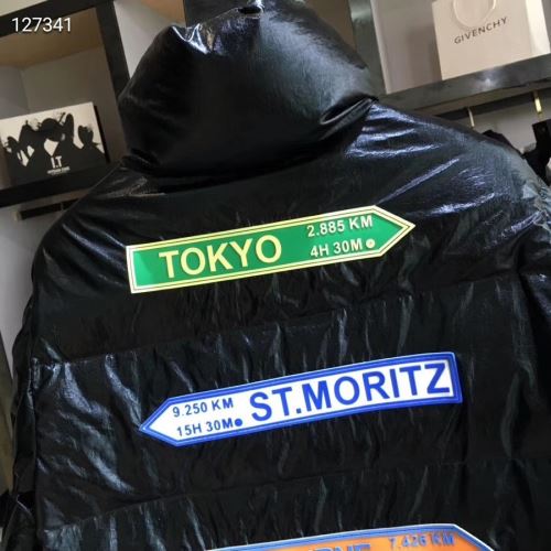 天然ダウン 2021秋冬 モンクレール MONCLER デザイン性の高い 肌触り柔らかく モンクレールブランドコピー 軽くて暖かい