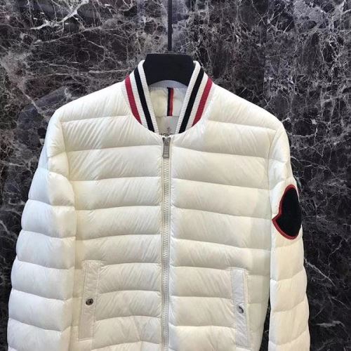軽くて暖かい ダウンプレミアムダウンジャケット 2021秋冬 モンクレール MONCLER 3色可選 高級感を引き立てる モンクレールスーパーコピー  人気 ランキング