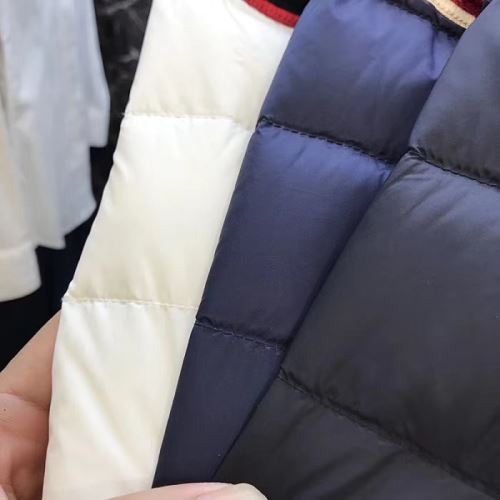 軽くて暖かい ダウンプレミアムダウンジャケット 2021秋冬 モンクレール MONCLER 3色可選 高級感を引き立てる モンクレールスーパーコピー  人気 ランキング