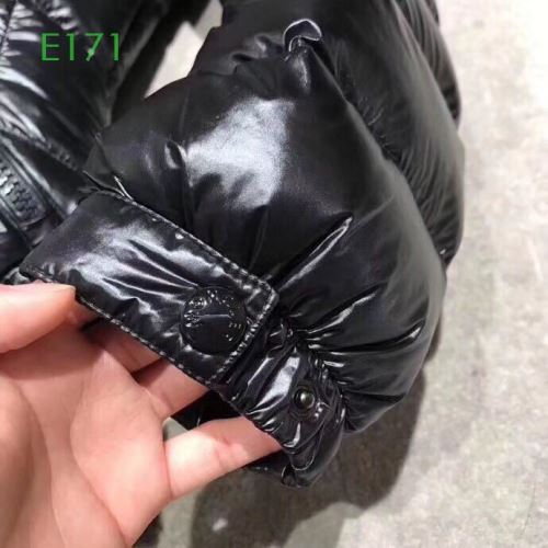 ライトダウンジャケット プレミアムダウンコート モンクレールブランドコピー 長く愛用できる ショートパンツ 確定となる上品 2021秋冬 モンクレール MONCLER