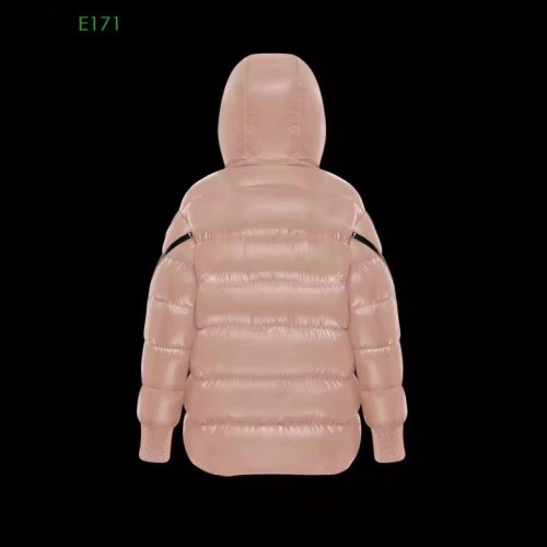 首周りもあったかい シルエットの美しい服 2021秋冬 スタイリッシュなデザイン モンクレール MONCLER ダウンプレミアムダウンジャケット 活用できるアイテム