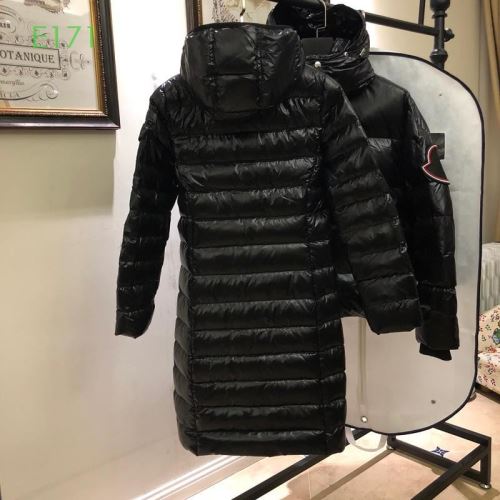 ロングコート 2021秋冬 汚れしにくい モンクレール MONCLER モンクレールスーパーコピー 高レベルの保温性 人目を惹くデザイン