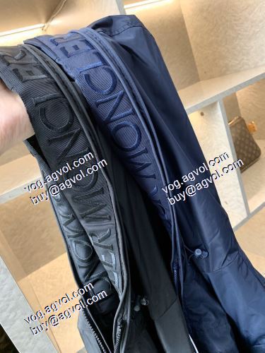 フード付きコート ブルゾン 2021秋冬 モンクレールコピー ブランド ゆったりとしたサイズ感 人気新品★超特価★ 2色可選