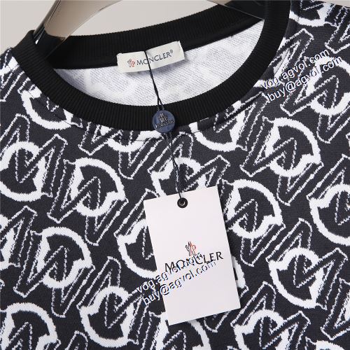 極上の着心地 モンクレール偽物ブランド オシャレロゴパーカー 2021秋冬 モンクレール MONCLER プルオーバーパーカー 2色可選