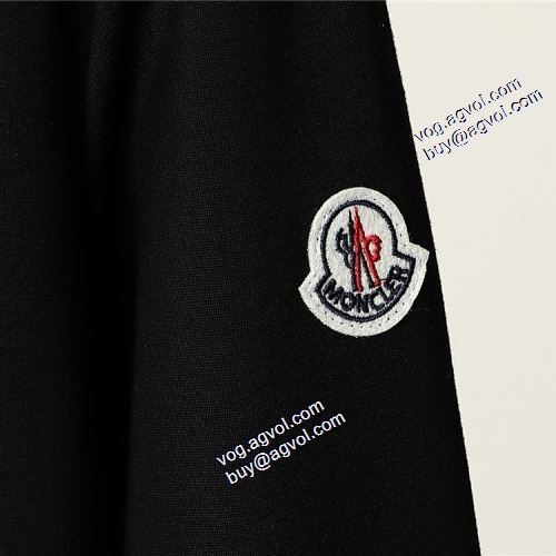 2021秋冬 モンクレール MONCLER プルオーバーパーカー 2色可選 サイズ豊富 モンクレールスーパーコピー 男女兼用パーカー