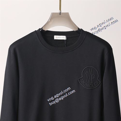 2021秋冬 モンクレール MONCLER プルオーバーパーカー お洒落に魅せる モンクレールブランド コピー 定番無地パーカー
