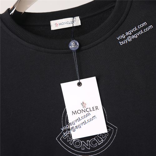 2021秋冬 モンクレールスーパーコピー スタイリッシュな印象 プルオーバーパーカー モンクレール MONCLER 幅広いジャンル