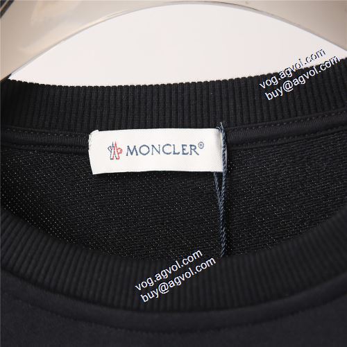 モンクレールコピーブランド プルオーバーパーカー 2021秋冬 存在感のある モンクレール MONCLER ロゴパーカー