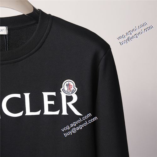 ポップ モンクレール偽物ブランド プルオーバーパーカー 2021秋冬 モンクレール MONCLER プリントパーカ