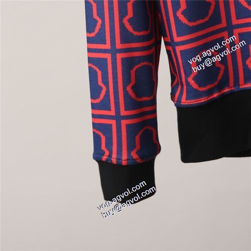 2021秋冬 コスパ最高のプライス プルオーバーパーカー オシャレロゴパーカー モンクレール MONCLER モンクレールブランドスーパーコピー