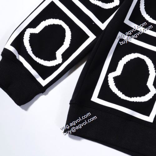 モンクレールブランド 偽物 通販 数に限りがある 2021秋冬 モンクレール MONCLER パーカー 2色可選 オシャレロゴパーカー ロゴパーカー