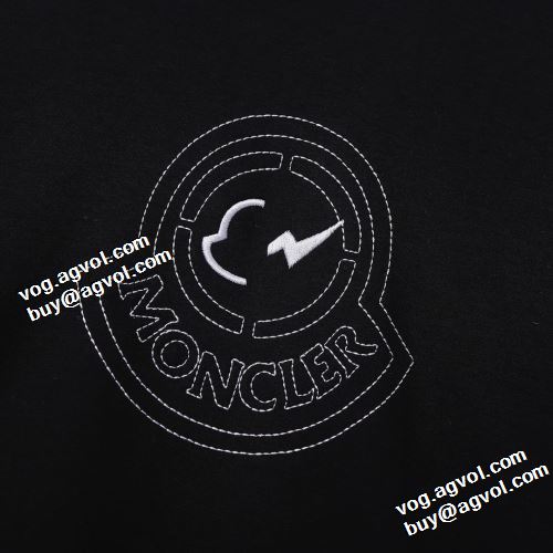程よい厚み プルオーバーパーカー 2021秋冬 モンクレール MONCLER モンクレールコピー ブランド 2色可選 ペアパーカー 防寒 魅力ファッション