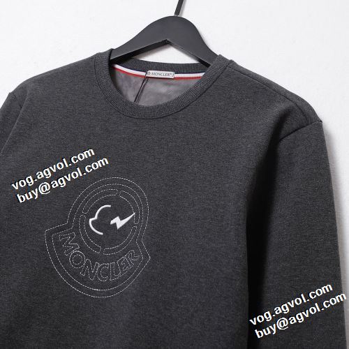 程よい厚み プルオーバーパーカー 2021秋冬 モンクレール MONCLER モンクレールコピー ブランド 2色可選 ペアパーカー 防寒 魅力ファッション