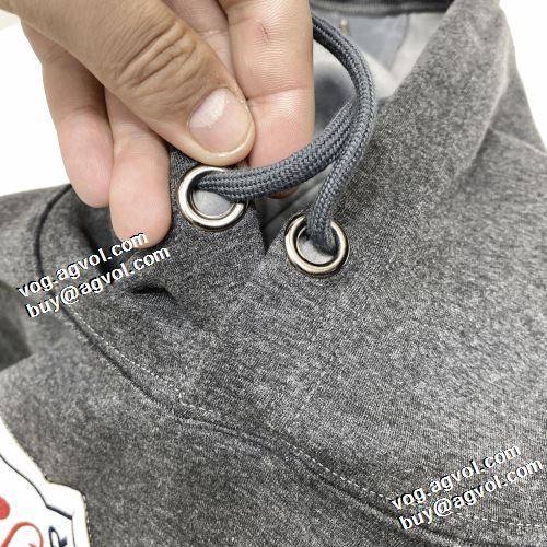 2021秋冬 モンクレール MONCLER 存在感のある ジップパーカー パーカー 程よい厚み モンクレールブランドコピー 2色可選 。