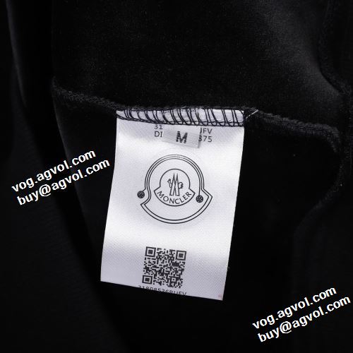 2021秋冬 コスパ最高のプライス リブ付 プルオーバーパーカー モンクレールコピー モンクレール MONCLER 定番無地パーカー 大好評 2色可選