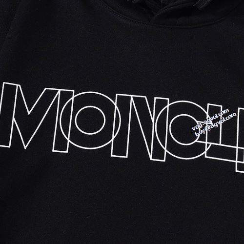 アウトドア系 モンクレール MONCLERブランドコピー 2021秋冬 パーカー 2色可選 ペアルックトップス 絶対オススメ?