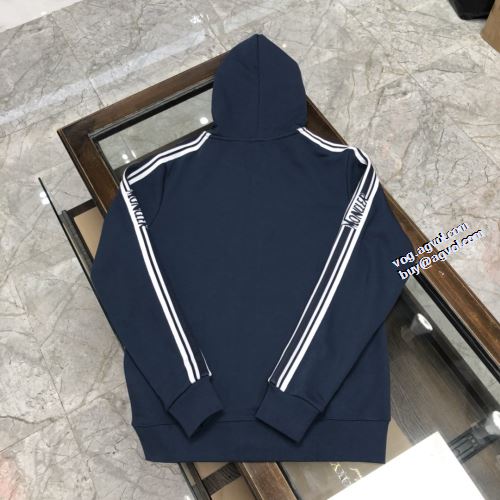 落ち着いた感覚 モンクレールコピー ブランド MONCLER 3色可選 2021秋冬 程よい厚み パーカー スタイリッシュ 秋の定番