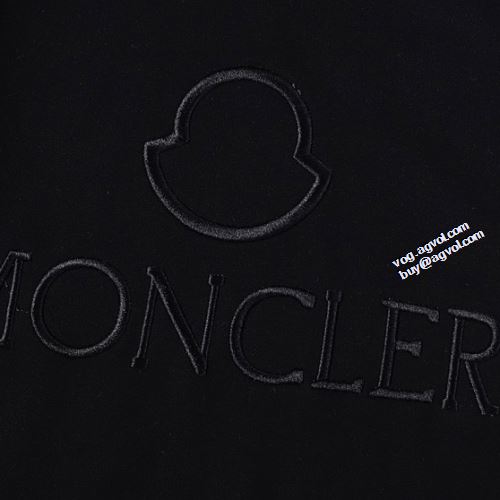 2色可選 お洒落に魅せる モンクレールスーパーコピー 激安 MONCLER 2021秋冬 プルオーバーパーカー 男女兼用パーカー ルームウェア