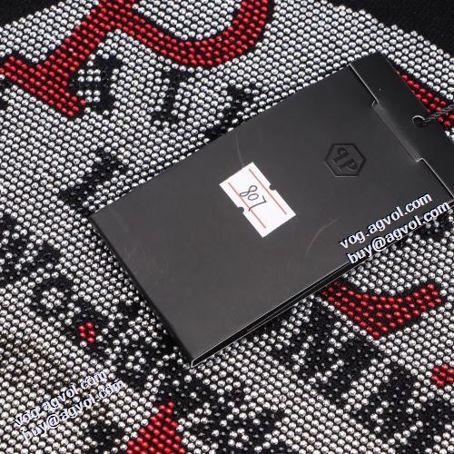 存在感のある セーター 2021秋冬 フィリッププレイン PHILIPP PLEIN フィリッププレインブランド 偽物 通販 派手
