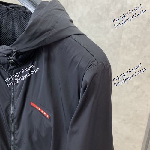  プラダ PRADA      2021春夏      PRADAブランド コピー     ダスター コート     軽量ジャケット    2色可選    超レア  