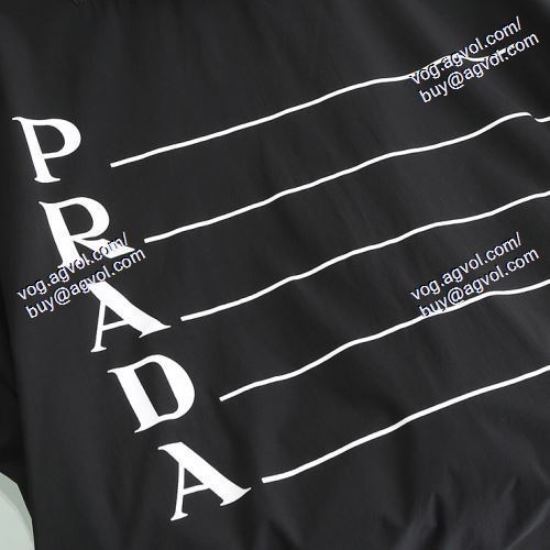  PRADAコピー      プラダ PRADA       2021春夏      人気が爆発     2色可選        軽量ジャケット