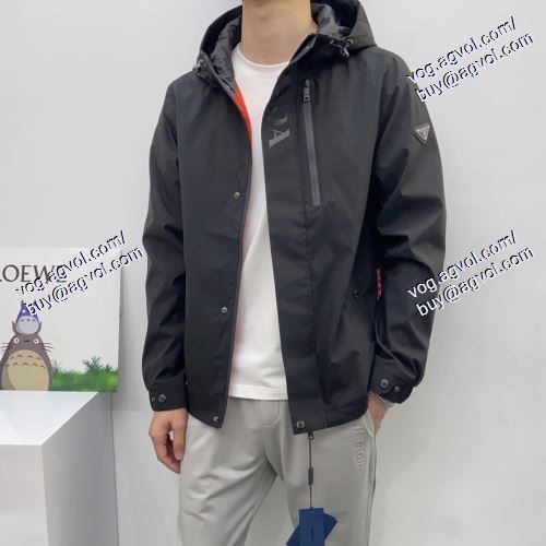  プラダ PRADA      2020秋冬      個性派    PRADAブランド コピー       フード付きコート