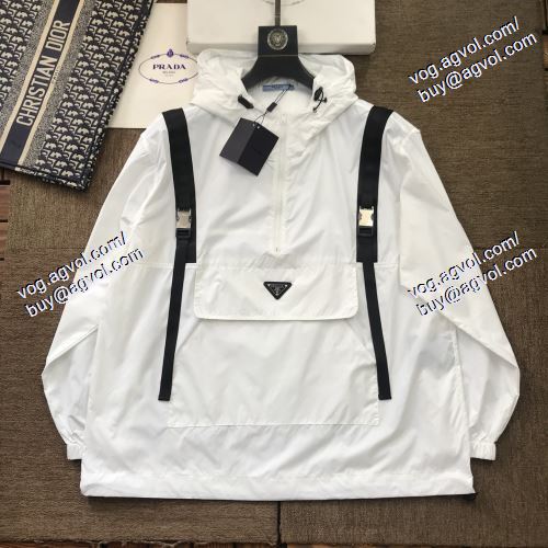  PRADAコピー      ◆モデル愛用◆       プラダ PRADA       2021春夏     2色可選     ダスター コート      軽量ジャケット