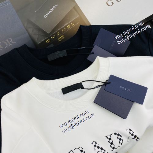 2021秋冬 ジャケット プラダ プルオーバーパーカー 個性的なデザ PRADA スーパーコピー 激安