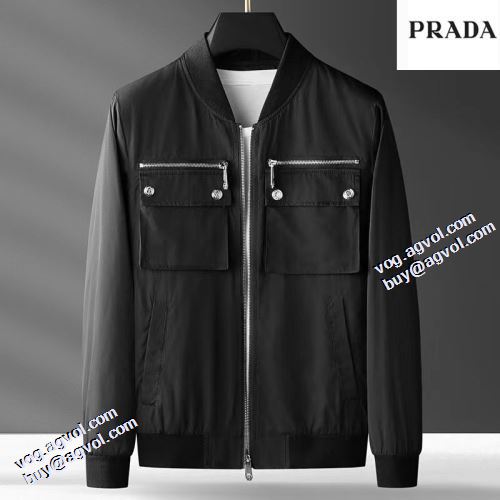 2021秋冬 プラダ PRADA 実用性に溢れるアイテム  ポケット付 プラダスーパーコピー 激安 適度な厚み ブルゾン 堪能できるコート