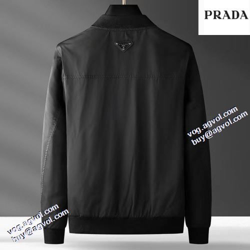2021秋冬 プラダ PRADA 実用性に溢れるアイテム  ポケット付 プラダスーパーコピー 激安 適度な厚み ブルゾン 堪能できるコート