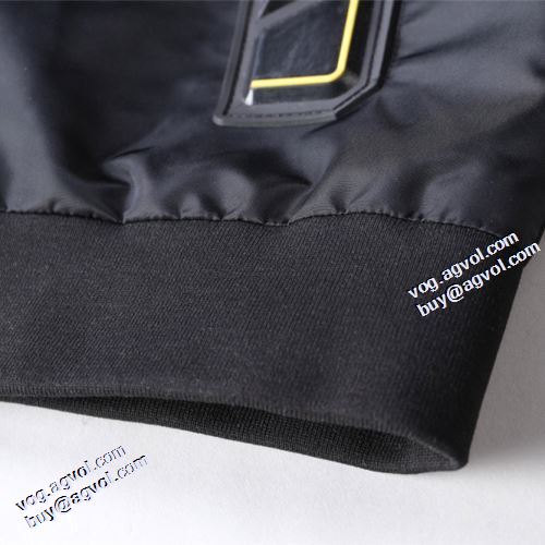 プラダ PRADA プラダ偽物ブランド 逸品 ポケット付 カジュアル?ウエア 人気商品登場 ブルゾン 2021秋冬 ジャケット 長く愛用できる 