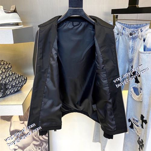 おすすめ/オススメ 堪能できるコート 2021秋冬 コート 上品上質 プラダ PRADA 風合いの出る プラダスーパーコピー 代引 秋の定番 シンプルなデザイン