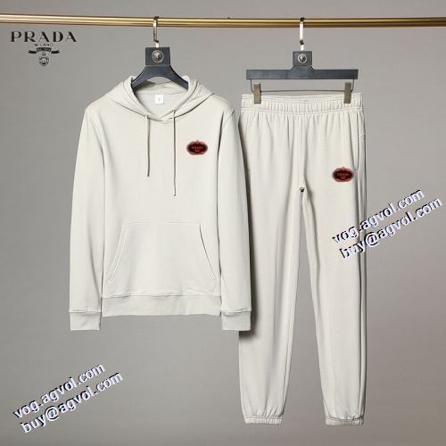 プラダ PRADA 2色可選 超目玉 プラダコピー 2021秋冬 ロゴパーカー もっとも高い人気を誇る  セットアップ上下 帽子付き 風合いの出る