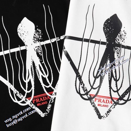 プルオーバーパーカー 2色可選 プラダ PRADA プラダ偽物ブランド 2021秋冬 オリジナル プリントパーカ 今話題の最新作 ジップパーカー