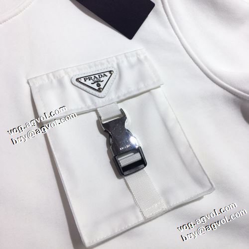 ランキング1位 2色可選 プラダコピーブランド 定番無地パーカー ジップパーカー 2021秋冬 プラダ PRADA プルオーバーパーカー