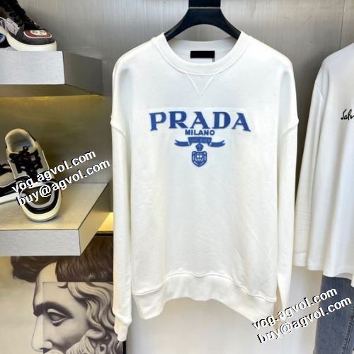 プルオーバーパーカー 海外セレブ愛用 プラダ PRADA ロゴパーカー 2色可選 プラダコピー オリジナルプリント 収縮性のある 長袖Tシャツ