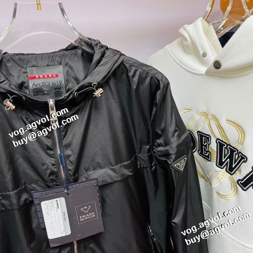 2021秋冬 プラダ PRADA 秋のお出かけに最適 プラダ偽物ブランド 2色可選 ジャケット フード付きコート 堪能できるコート