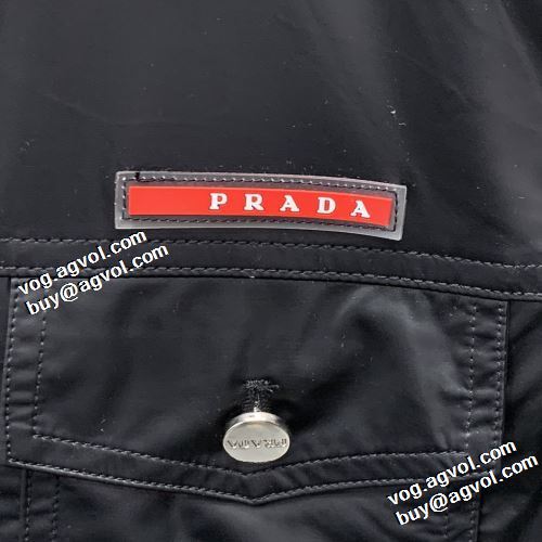 実用性に溢れるアイテム 2021秋冬 プラダスーパーコピー 代引 プラダ PRADA  スナップ止め仕様 満足できるコート 2色可選 軽量ジャケット 