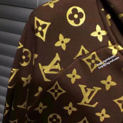 ロゴパーカー シュプリームスーパーコピー ポケットづき 2022新作 SUPREME パーカー 綺麗に決まるフォルム！男女兼用パーカー
