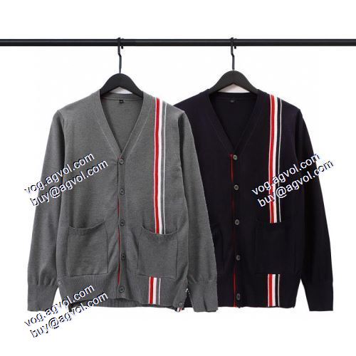 人目を惹くデザイン トムブラウンスーパーコピー 2021秋冬 トムブラウン THOM BROWNE ニットウェア 超目玉 おしゃれな装い 2色可選