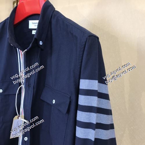 機能性も備えたアイテム 2021秋冬 トムブラウン THOM BROWNE コート トムブラウンコートコピー 立体的な衿元 軽量ジャケット 