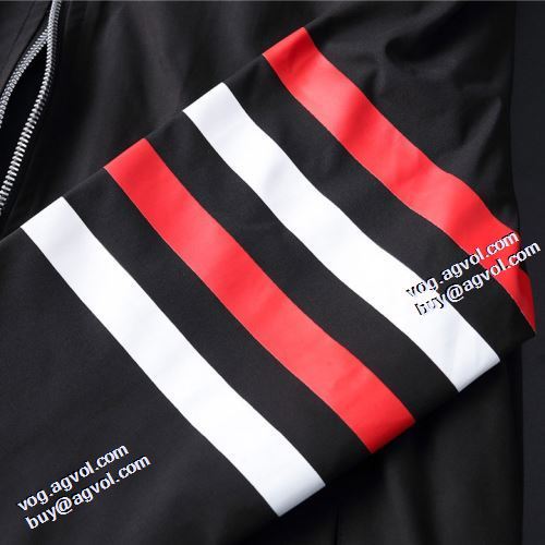 高級感ある ブルゾン 2021秋冬 トムブラウン THOM BROWNE トムブラウン偽物ブランド 2色可選 軽量ジャケット 防寒機能ある