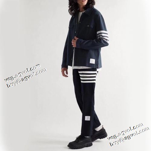 今買い◎得 トムブラウンブランドスーパーコピー 2021秋冬 ステンカラーコート トムブラウン THOM BROWNE 2色可選 ジャケット 堪能できるコート