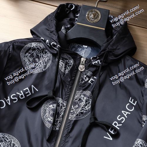 日焼け止め服 紫外線カット 上下セット 2021春夏 高級感溢れるデザイン VERSACEスーパーコピー ヴェルサーチVERSACE